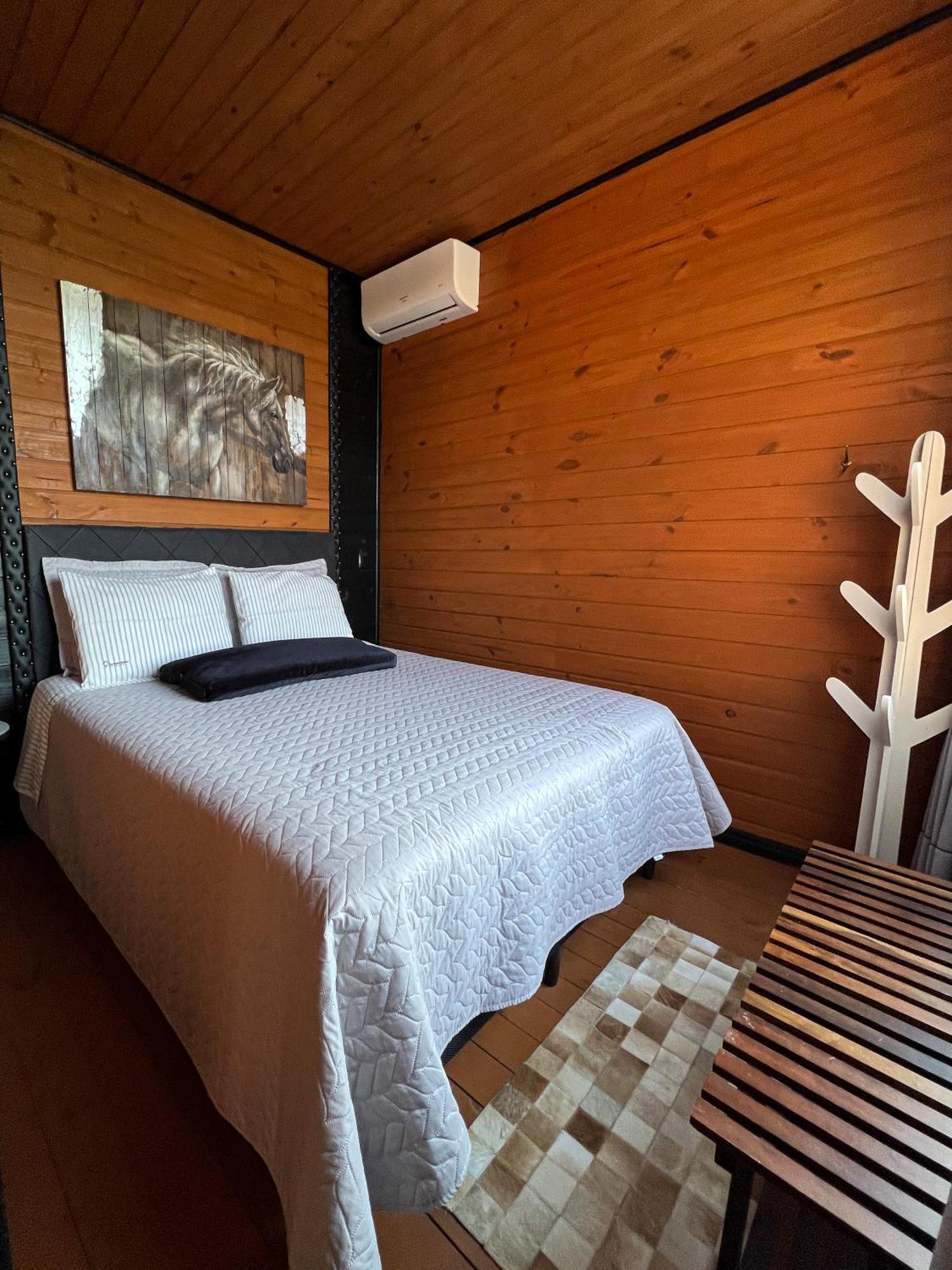 Cabana Horses La Contemporanea Proximo A Cidade E Vista Ponto Turistico Pedra Morro Do Campestre 乌鲁比西 外观 照片